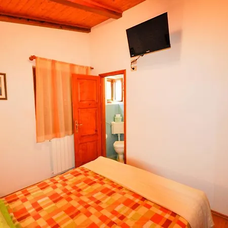 فيلة House Aurelio