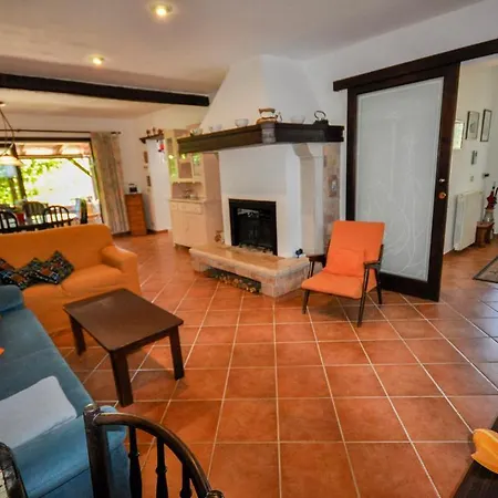 فيلة House Aurelio