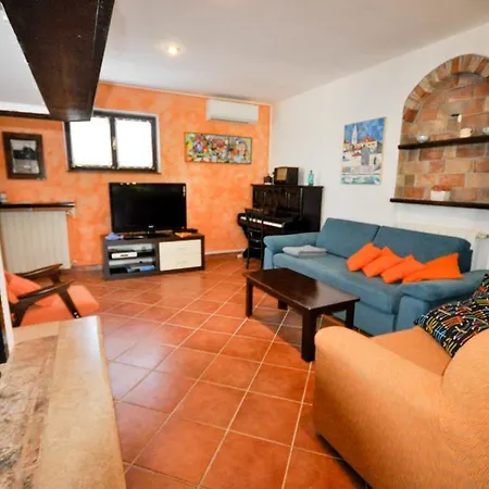 House Aurelio *