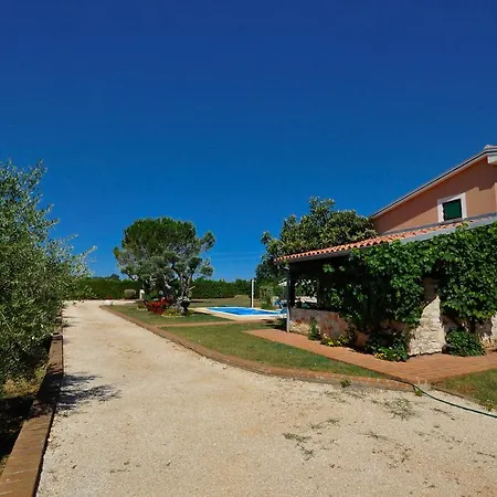 House Aurelio فيلة